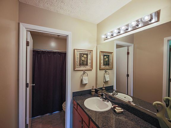 5th image of 505 Fox Crossing Blvd #88fnyptvr