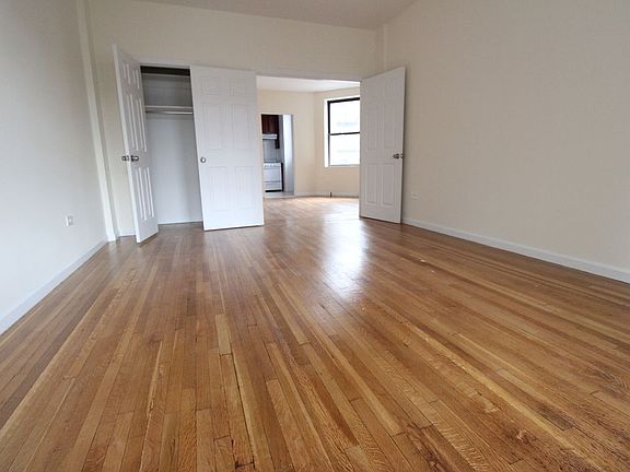 4th image of 124 W 72nd St APT 7B