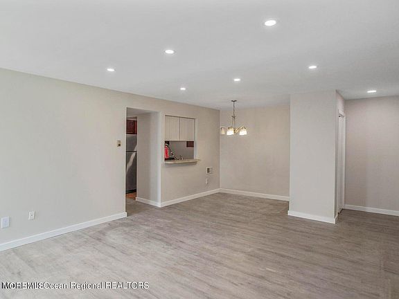 5th image of 2600 Austin Avenue #115