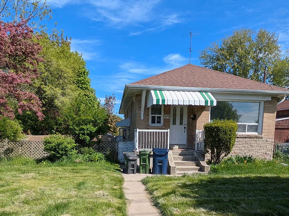 1st image of 979 Danforth Rd