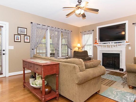5th image of 45 Hillsdale Dr