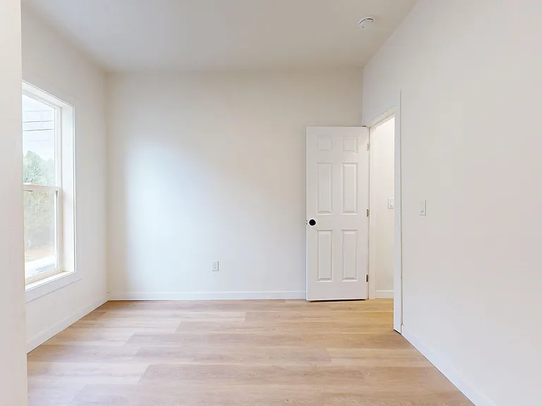 407 W Pine St — Photo 12
