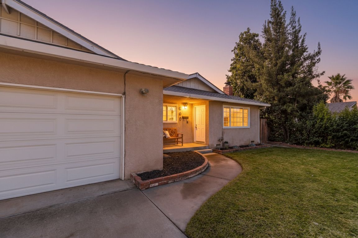 next background image