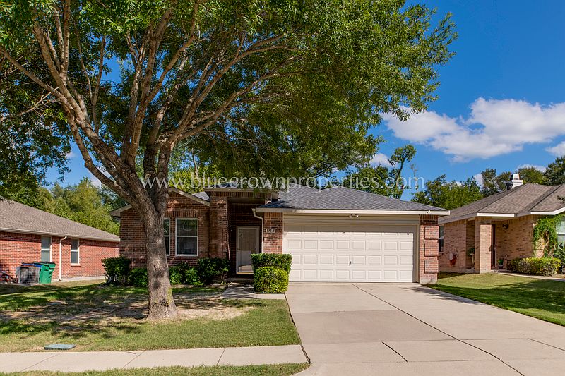 1st image of 1312 Willow Tree Dr