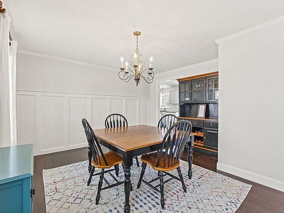 4th image of 5617 Hopkinton Dr