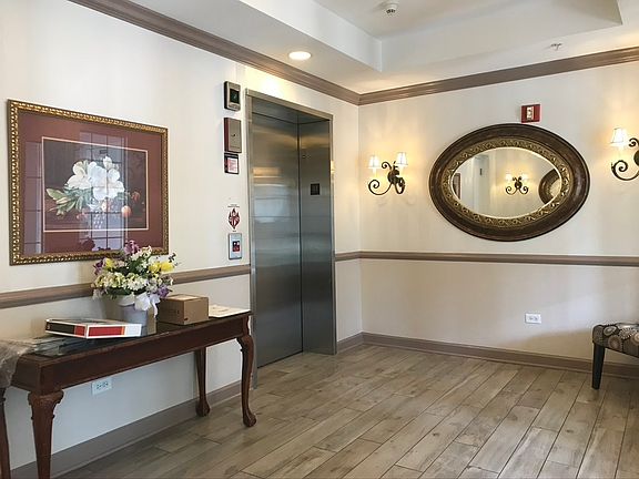 4th image of 412 McDaniels Cir APT 404