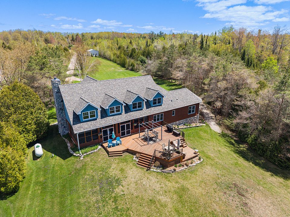 1st image of 8585 Swan Pointe Dr