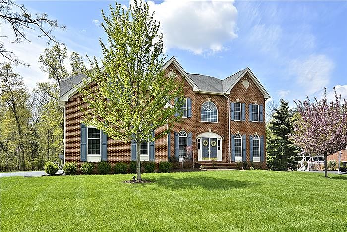 2nd image of 43487 Ogden Pl