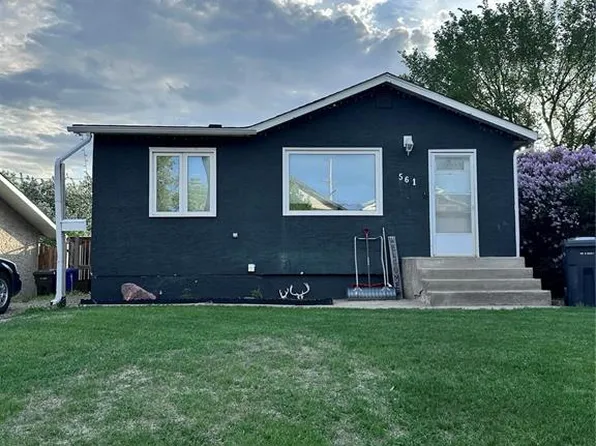 561 105th STREET, North Battleford, SK S9A 1R6