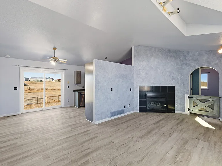 44698 Sundown Trl — Photo 5