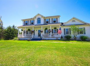 17590 Jug Rd, Burton, OH 44021