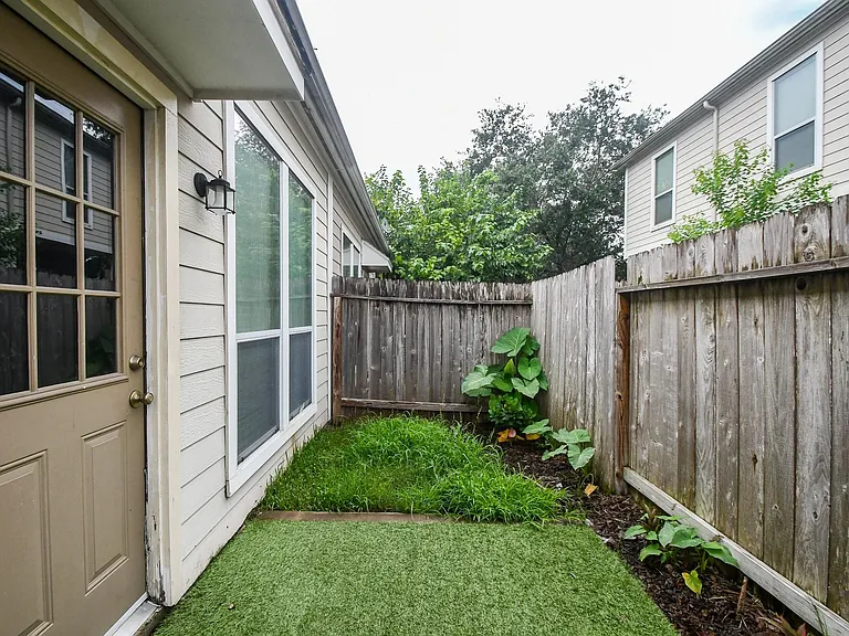 14947 Atmore Place Dr — Photo 31