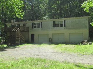 201 Lewis Mills Rd, Honey Brook, PA 19344