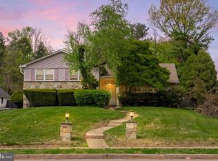 7516 Oak Lane Rd, Elkins Park, PA 19027
