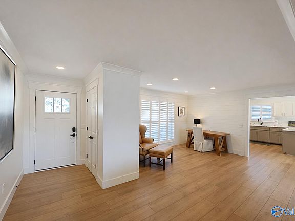 5th image of 3713 Meadow Wood Cir