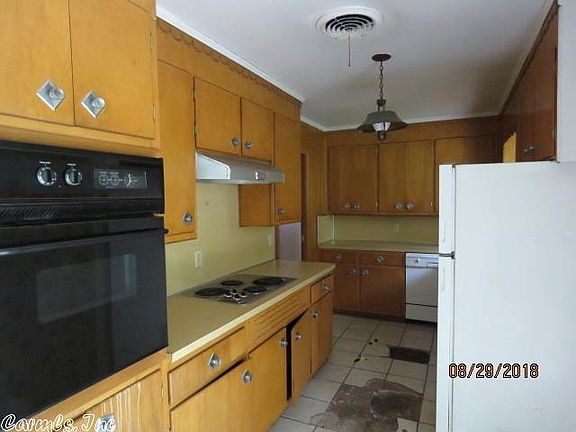 3rd image of 2209 W 35th Ave