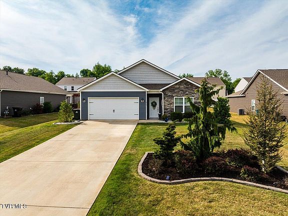 5th image of 1010 Raccoon Ln