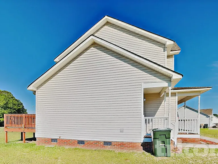 60 Rodney Ct — Photo 18