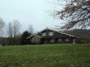 1884 Porter St, Waynesburg, PA 15370