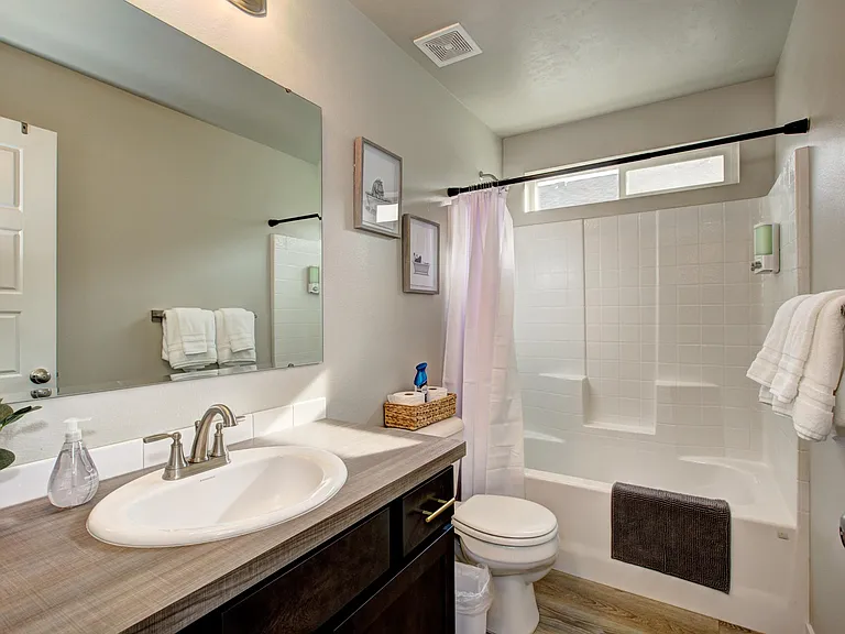 254 S Riggs Spring Ave — Photo 8
