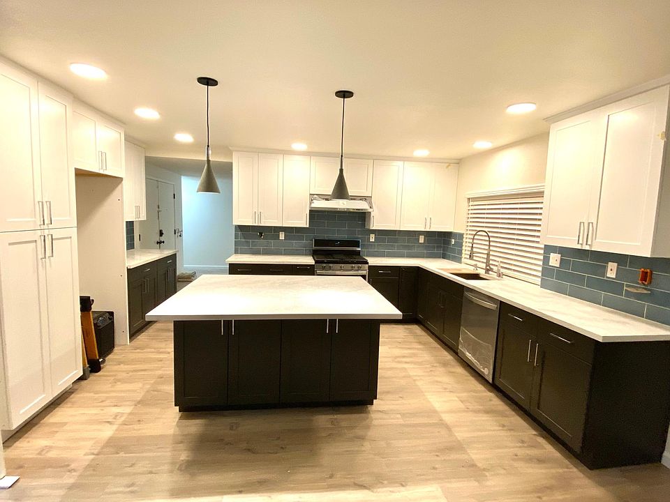 Kitchen , Expansive Layout , Cupboards Galore , Quartz Oversize Counter