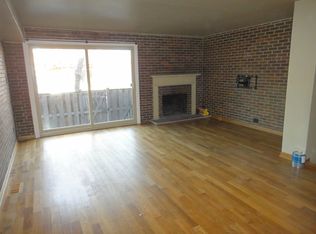 2254 N Bissell St, Chicago, IL 60614