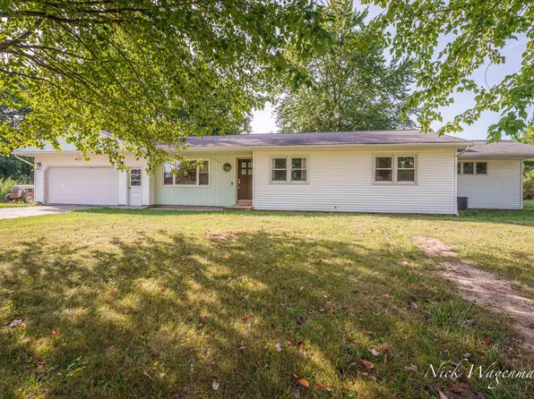 3225 Benston Rd, Whitehall, MI 49461