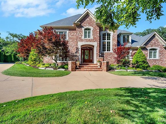 2nd image of 12955 Sunset Bluff Ct