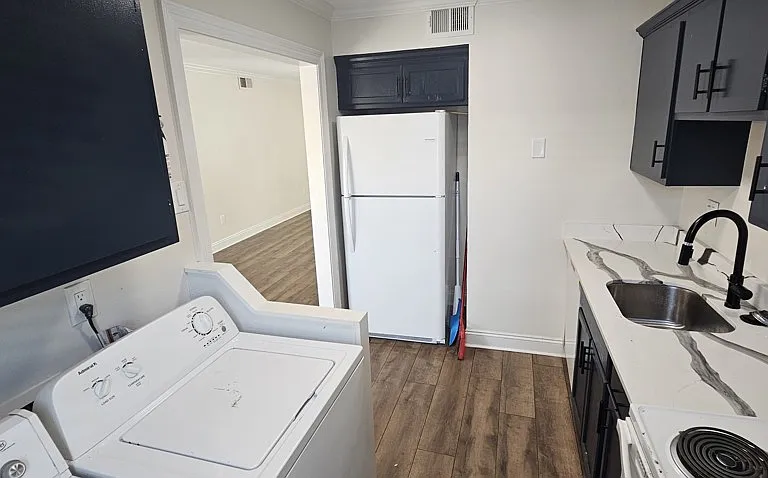 2713 Kingman St #A — Photo 3