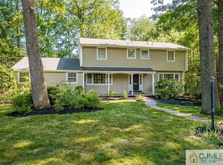 44 Clive Hills Rd, Edison, NJ 08820