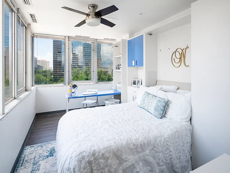 220 Madison (By the Bedroom) — Photo 4