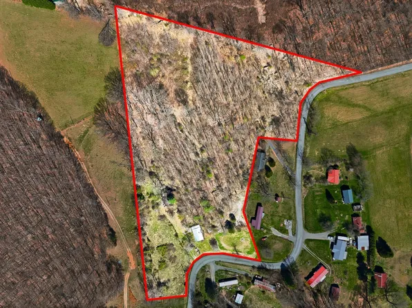 486 Cloud High Rd, Duffield, VA 24244