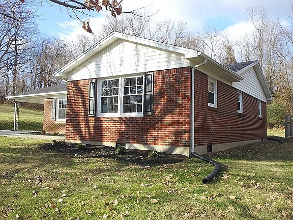 2nd image of 112 Saint Charles Ct