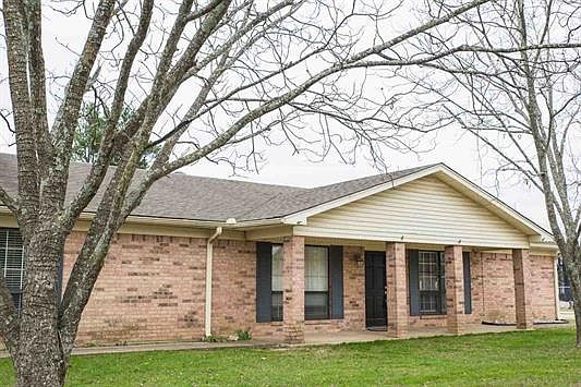 2nd image of 302 Brookwood Ln