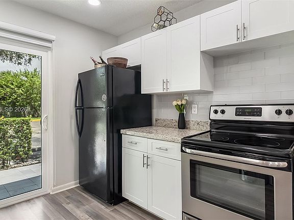 2nd image of 785 Crystal Lake Dr #785