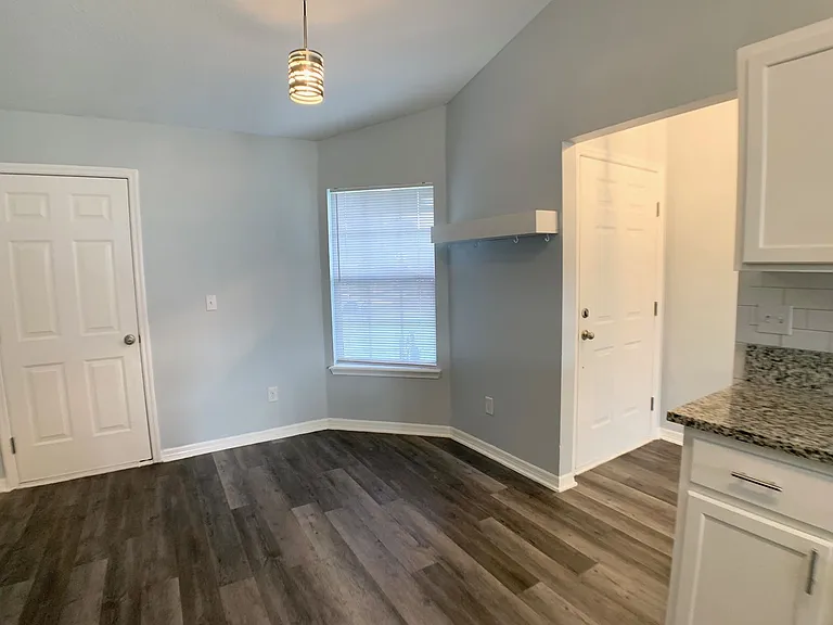3201 Deer Creek Dr — Photo 11