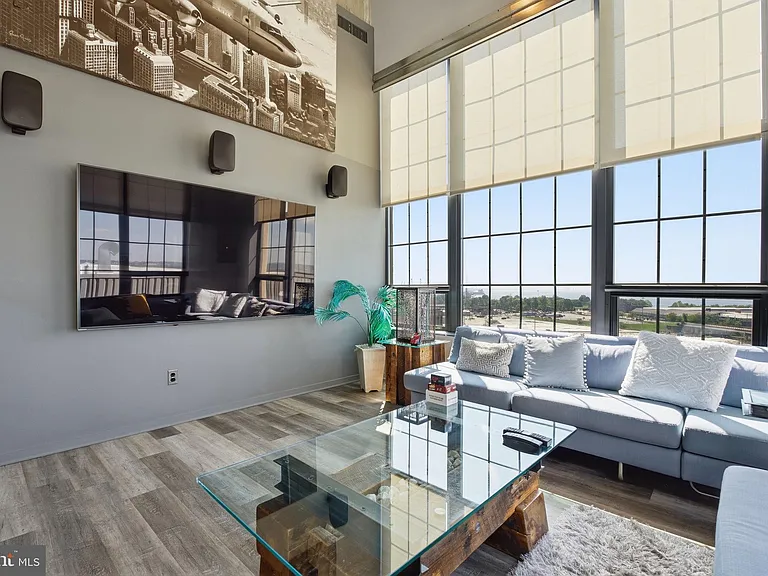 1200 Steuart St #1119 — Photo 7