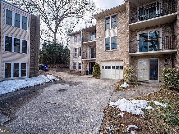 5th image of 2134 Military Rd