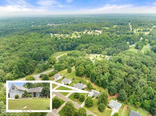 808 Kenwood Ln, Winder, GA 30680