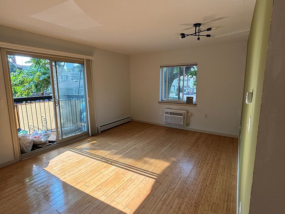 1st image of 1231 N Downing St APT 205