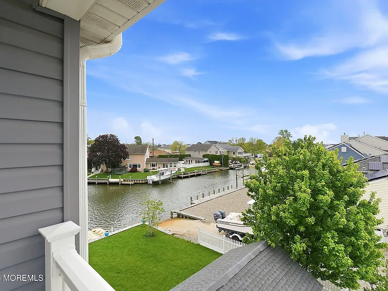 632 Drum Point Rd — Photo 10
