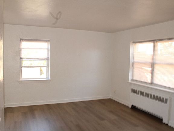 5th image of 4601 High St APT D23