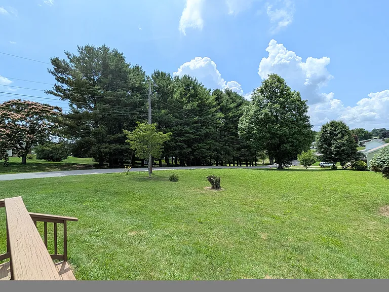 431 Westfield Ave — Photo 15