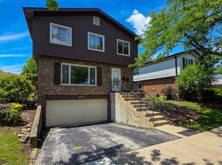 16724 Hillside Pl #1, Tinley Park, IL 60477