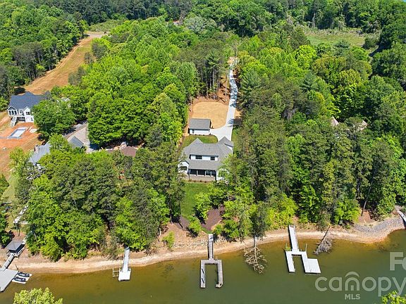 2nd image of 8321 Long Island Rd