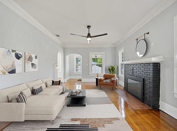 3rd image of 617 KERNEYWOOD STREET