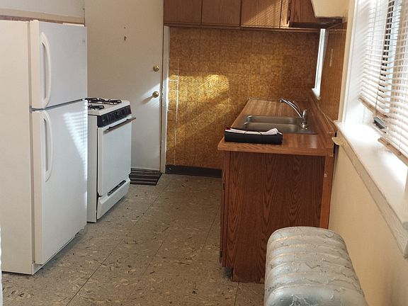5th image of 5507 S Everett Ave APT 1S