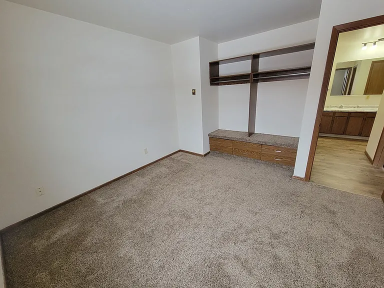 1032 Imperial Circle — Photo 21