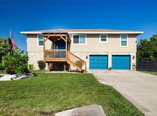 4833 5th Avenue Dr W, Palmetto, FL 34221