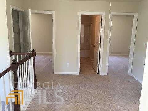 5th image of 521 Silver Leaf Pkwy #18